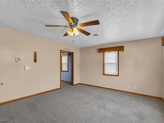 2nd image of 4556 Warren Sharon Rd