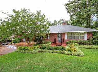 926 Lynn Cir, Tupelo, MS 38804