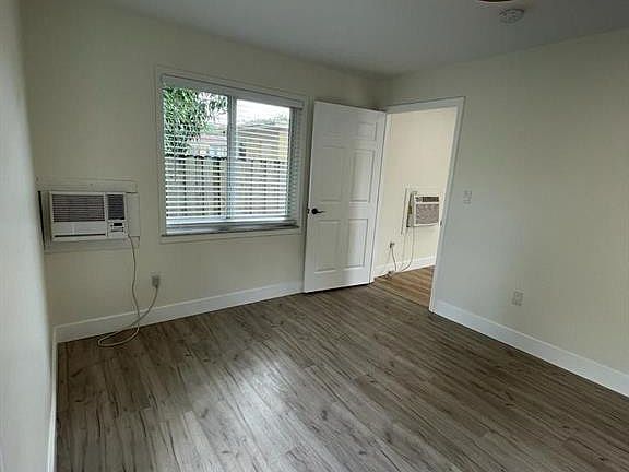 3rd image of 1712 NW 7th Ave