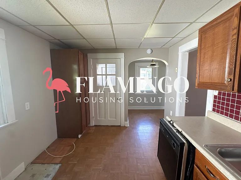 317 Fernwood Ave — Photo 7
