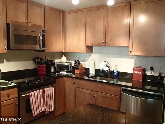 2nd image of 1020 N Highland St Unit 507