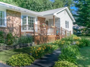 65 Harris Dr, Kinderhook, NY 12106