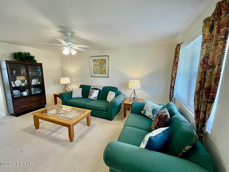 125 Lynnhurst Dr — Photo 5