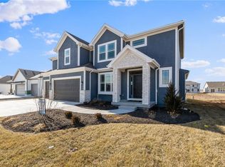 17237 W 164th Ter, Olathe, KS 66062