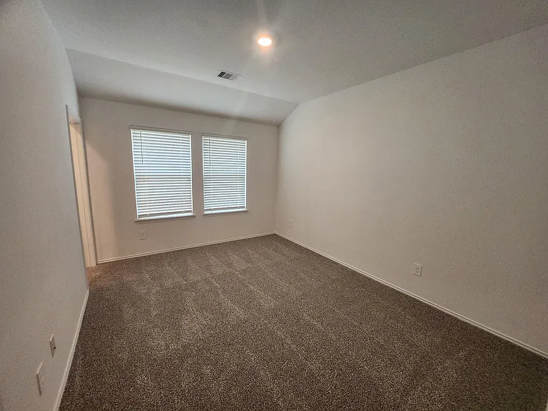 1135 Sultana Springs Ct — Photo 8