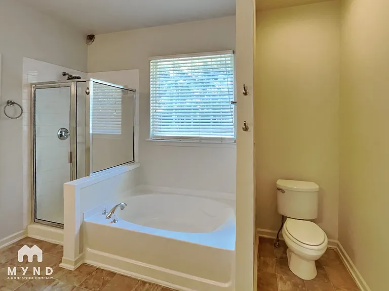 1297 Winwood Dr — Photo 10