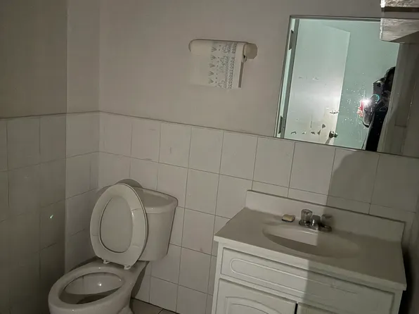 530 Fulton Street image 8 of 10