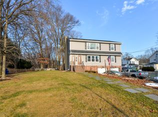 13 Central Ave, Allendale, NJ 07401