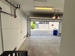 113 NE 6th St #111, Fort Lauderdale, FL 33304