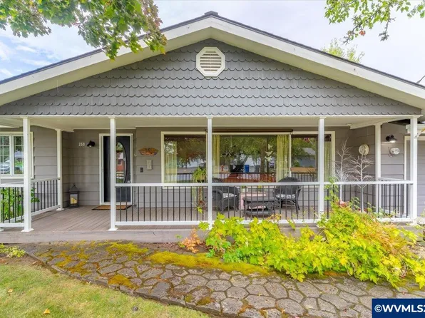 359 Apple Blossom Ave N, Keizer, OR 97303