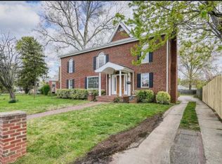3318 Memorial St #A, Alexandria, VA 22306