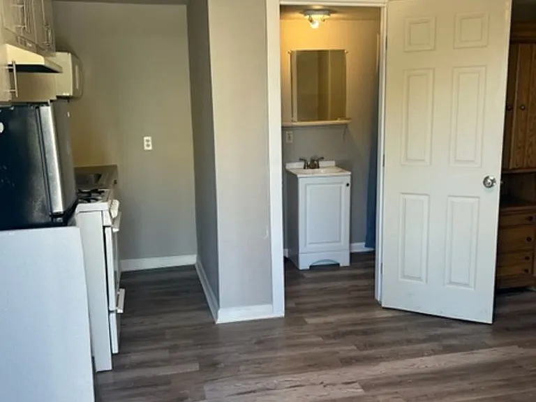 2150 Victorian Ave #9 — Photo 21