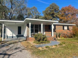 905 Rock Creek Rd, Eva, AL 35621