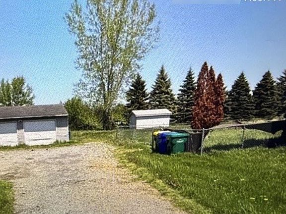 3rd image of 7453 Lincoln Ave
