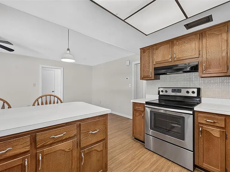 125 E Faith Ter — Photo 17