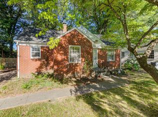 1071 Robin Hood Ln, Memphis, TN 38111