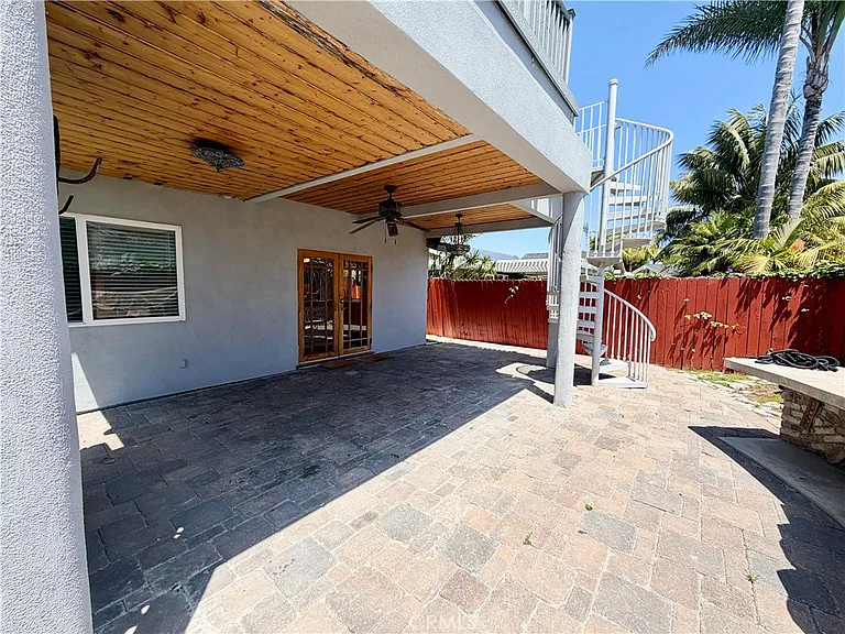9272 Sunridge Dr — Photo 18