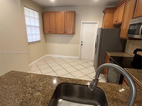 4th image of 3787 San Simeon Cir #3787