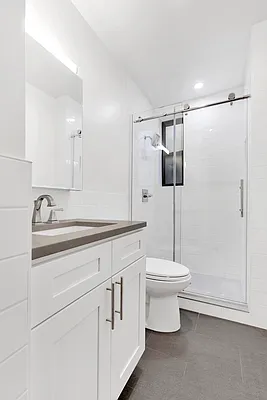 Rented by Cooper & Cooper Real Estate | media 20