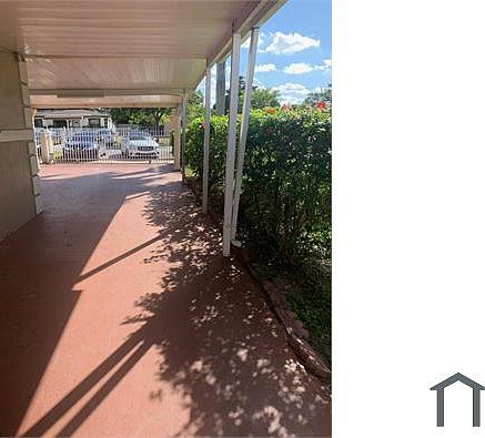 4th image of 2981 NW 175th St #1