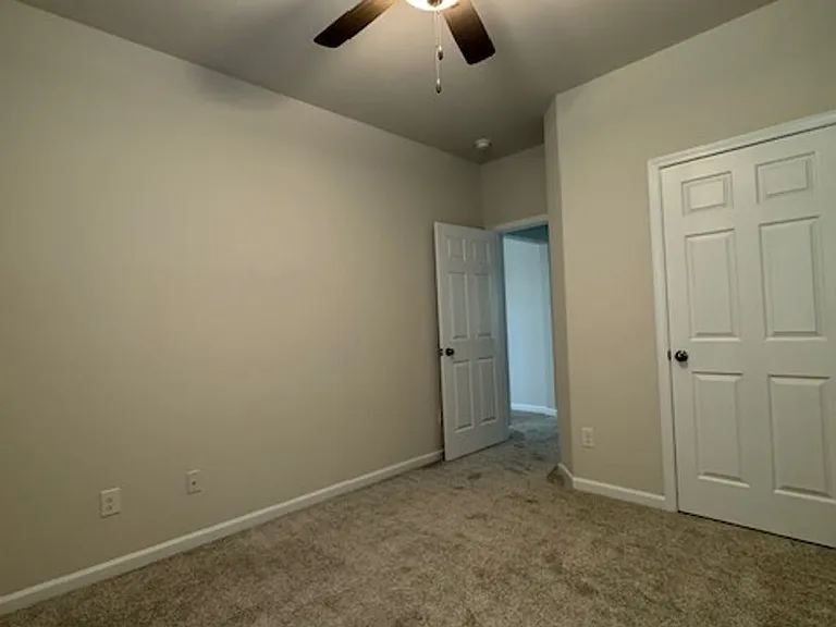 111 Kendall Farms Dr — Photo 20