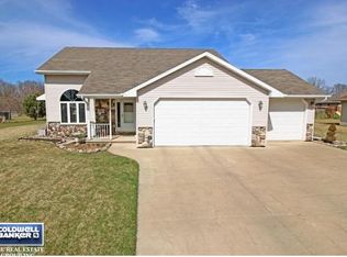 1928 Creamery Rd, De Pere, WI 54115