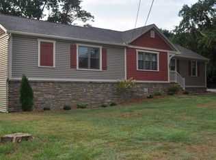 22 Rose St, Baltic, CT 06330