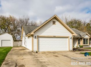 733 Sunnymead Dr, Fairborn, OH 45324