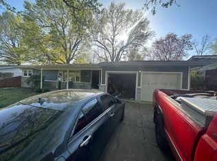 2235 S Florence Ave, Springfield, MO 65807