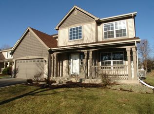 1372 Burnett Dr, Aurora, IL 60502