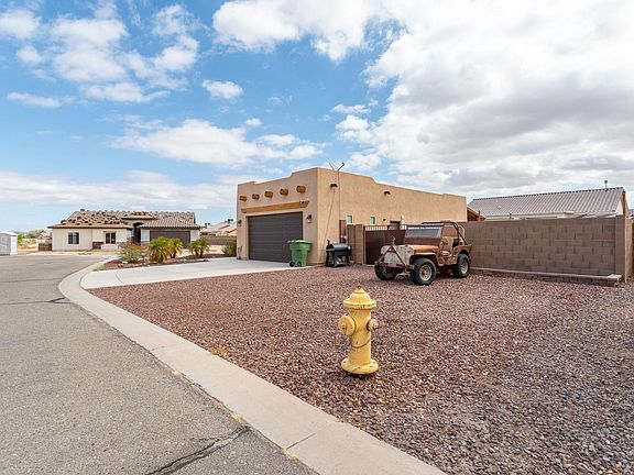 3rd image of 11619 Baja St