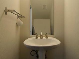 1305 E 6th St APT 10, Austin, TX 78702