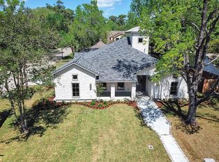 8838 Croes Dr, Houston, TX 77055