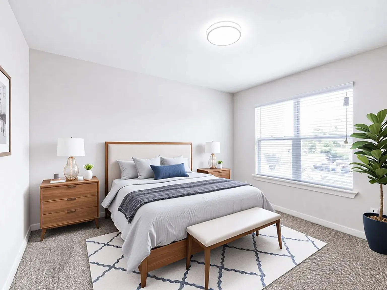 Central Park Apartments — Photo 4