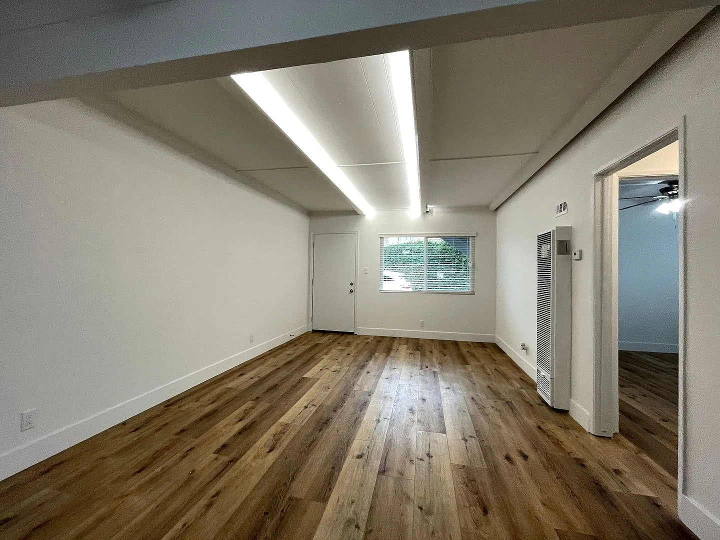14410 Valerio St — Photo 2
