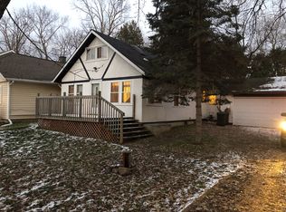 3961 Clubview Ave, West Bloomfield, MI