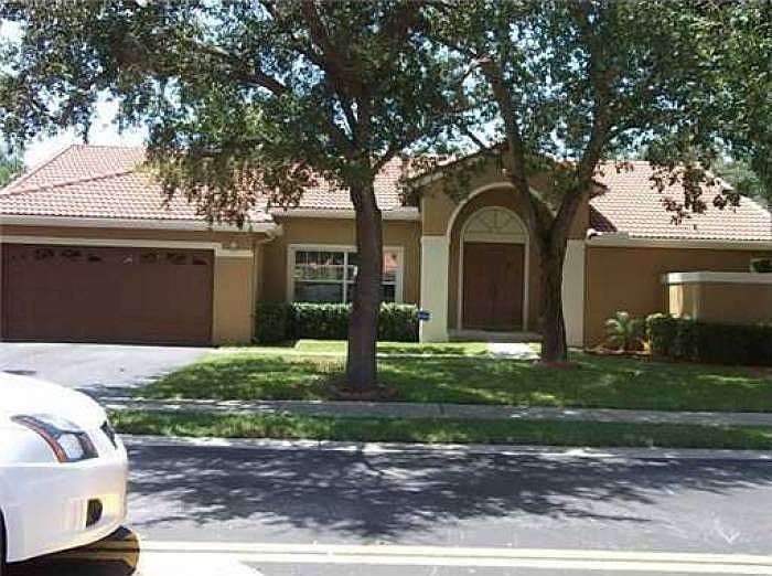 Front view House