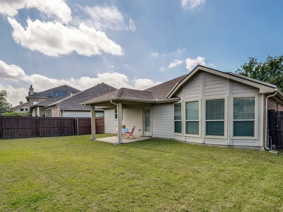1701 Sparrow Ln