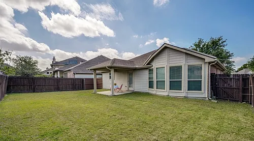 1701 Sparrow Ln Photo 1