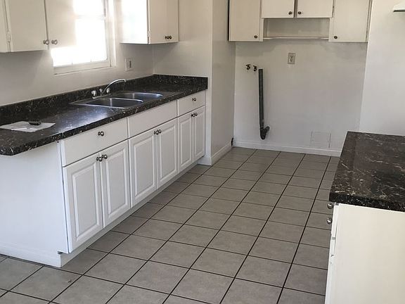 5th image of 1167 W 166th St