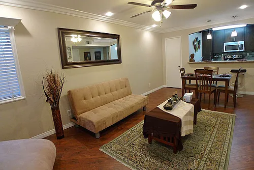 Floor plan 317