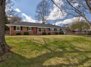 660 Buckingham Ln, Lexington, KY 40503