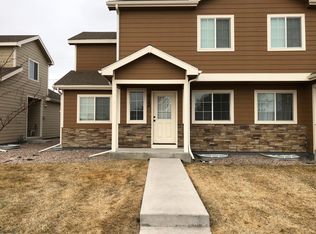 450 Cribbon Ave, Cheyenne, WY 82007