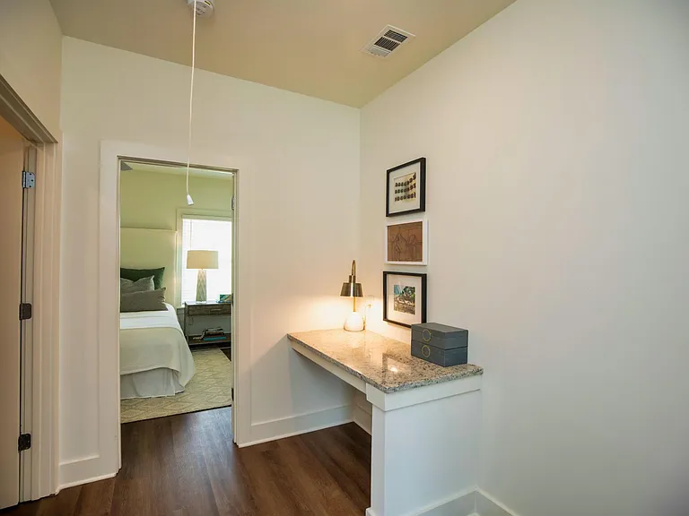 4260 Brevard Blvd — Photo 21