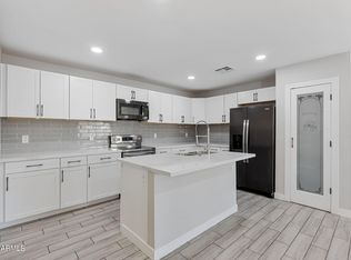 9417 N 2nd St, Phoenix, AZ 85020