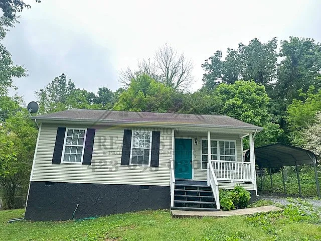 350 Matt Cir SE