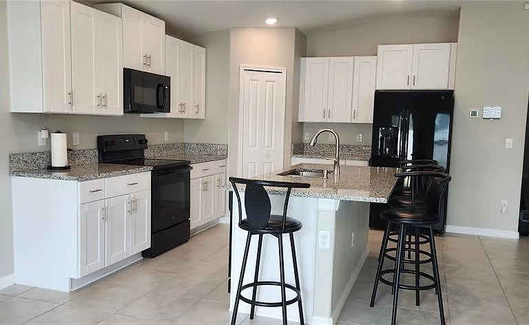 11210 Sage Canyon Dr — Photo 3