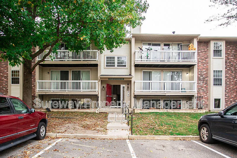 142 Kenwood Dr
