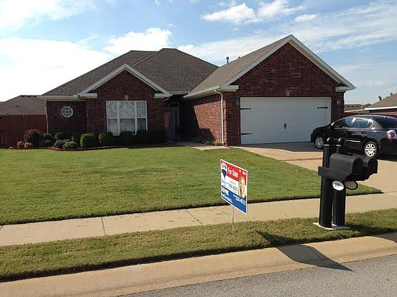 2nd image of 201 Blair Cir