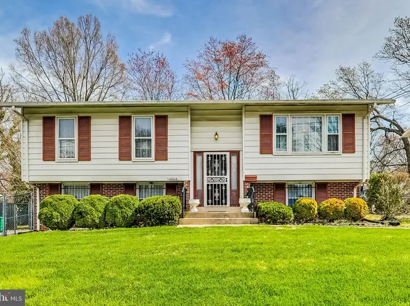 4204 Kinmount Rd, Lanham, MD 20706